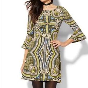 70’s Inspired Bell Cuff Sheath Dress